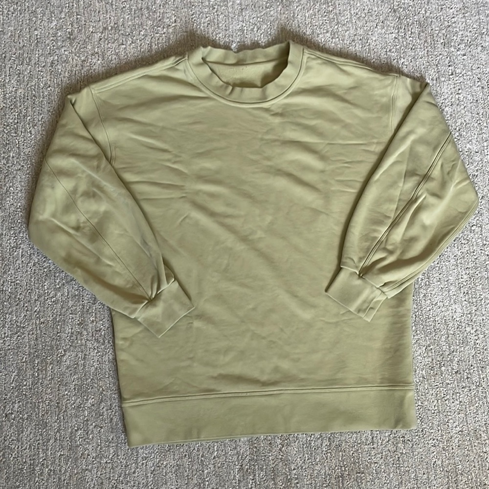 Lululemon perfectly oversized crew